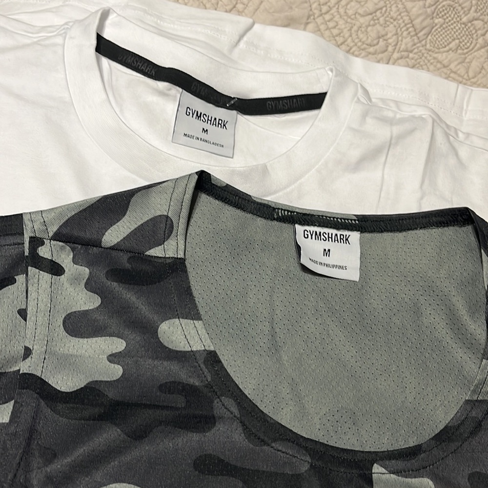 Men’s medium gymshark bundle 2 tops- t shirt and tank top new without tags - Picture 6 of 6